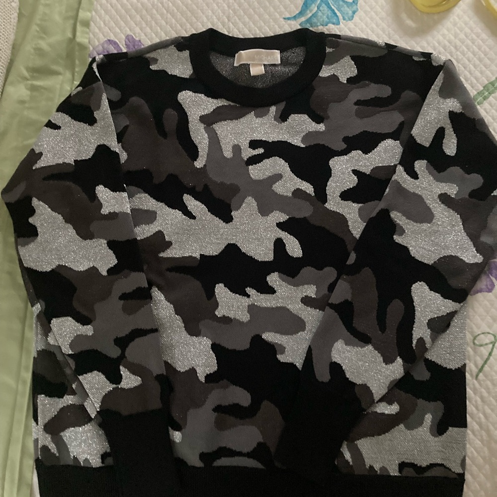 Women camouflage in gray and black